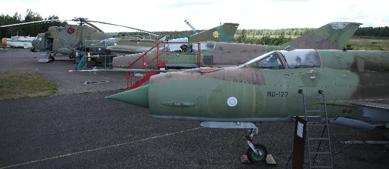 MiG-21, Saab Draken, Mi-8. Karjalan ilmailumuseo. Kuva: Jukka O. Kauppinen